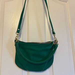 Clare V Petit Moyen in Emerald